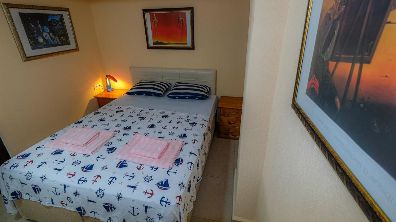 קרבורון Teras Butik Apart מראה חיצוני תמונה